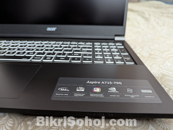 Acer Aspire 7 Gaming laptop Rtx 3050 6GB